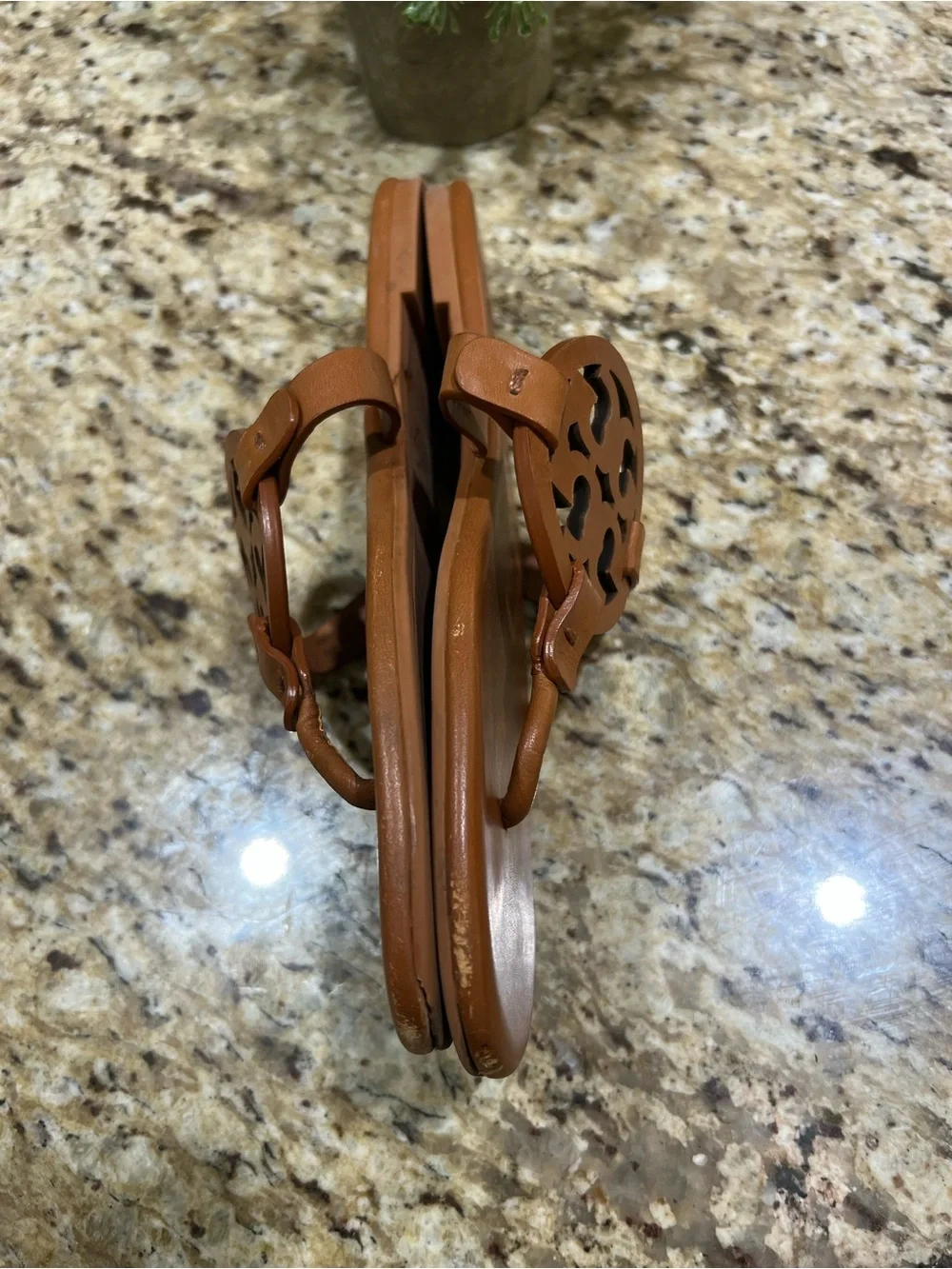 Tory Burch Miller Cognac Leather Thong Sandals 8.5M